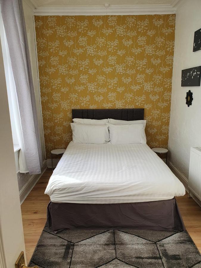 Balkan Hotel Blackpool Extérieur photo