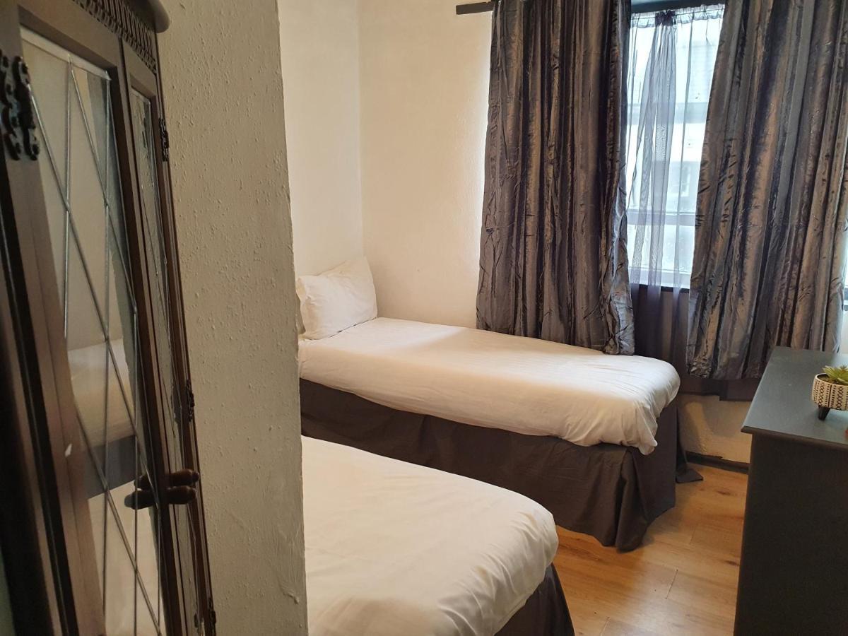 Balkan Hotel Blackpool Extérieur photo