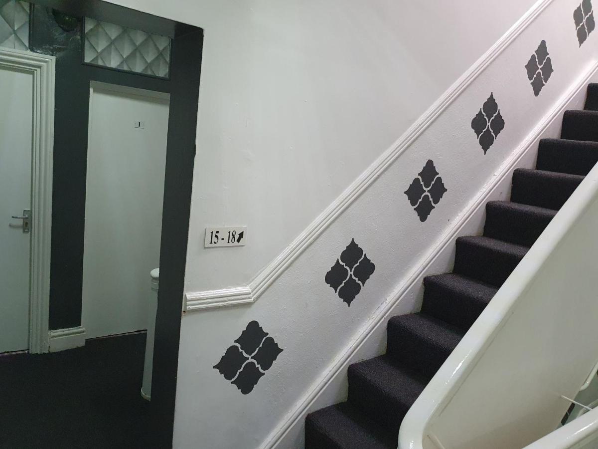 Balkan Hotel Blackpool Extérieur photo